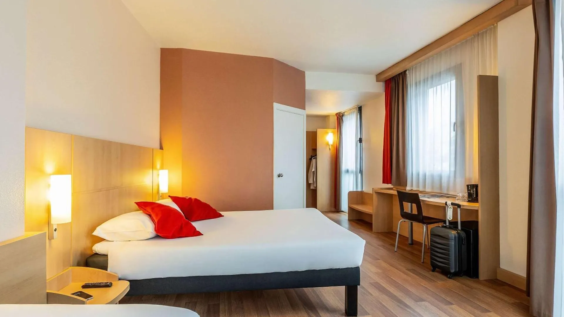 Ibis Bilbao Centro Hotel